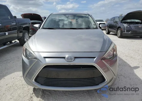 2016 Toyota Scion Ia z USA, uszkodzony, nr VIN 3MYDLBZVXGY134843